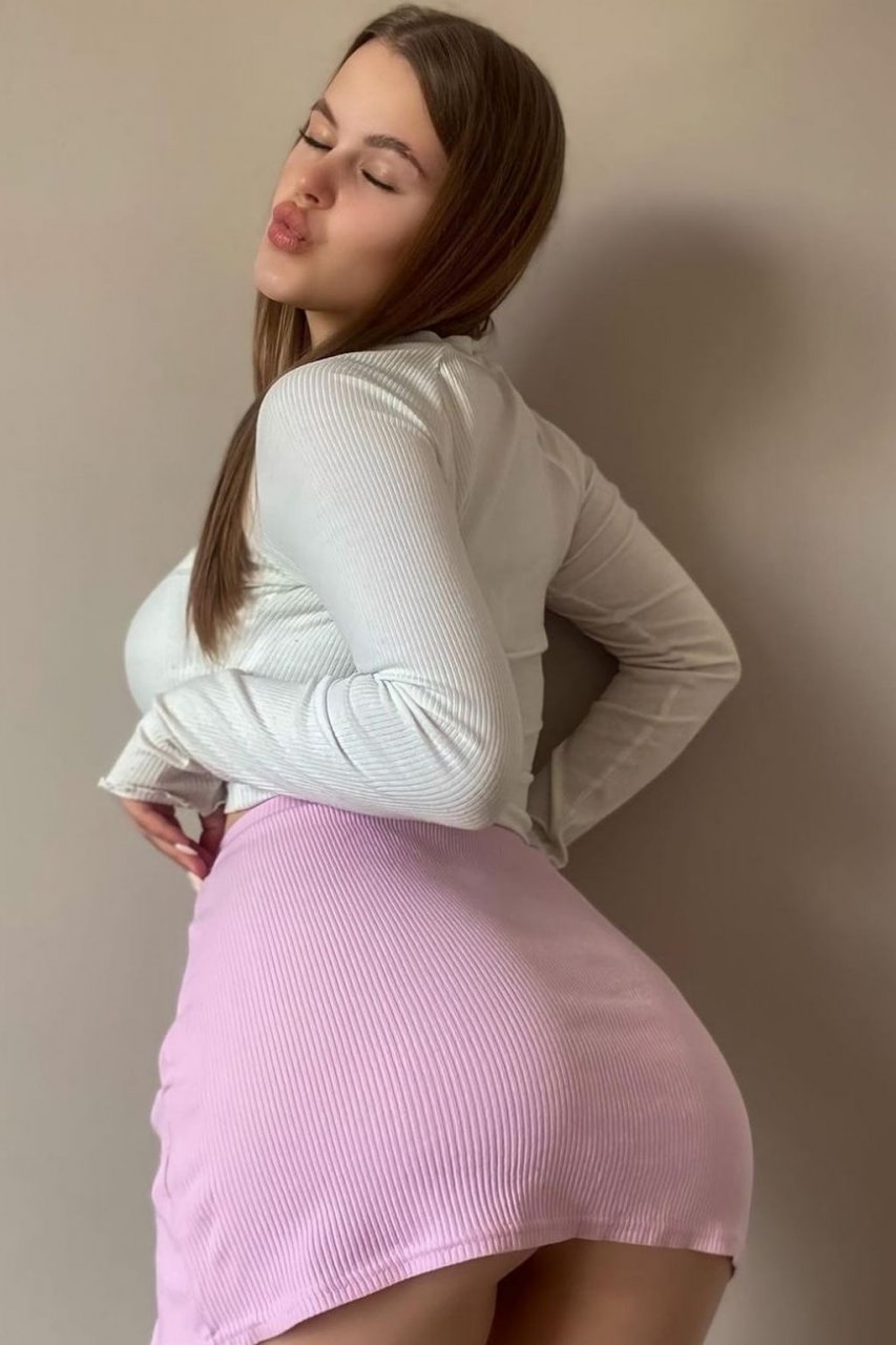 Алиса - Интим салон Санкт-Петербурга +7(981)174-52-34